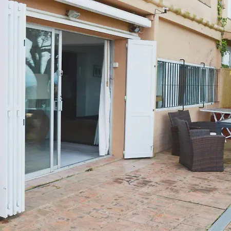 Singer Apartman *