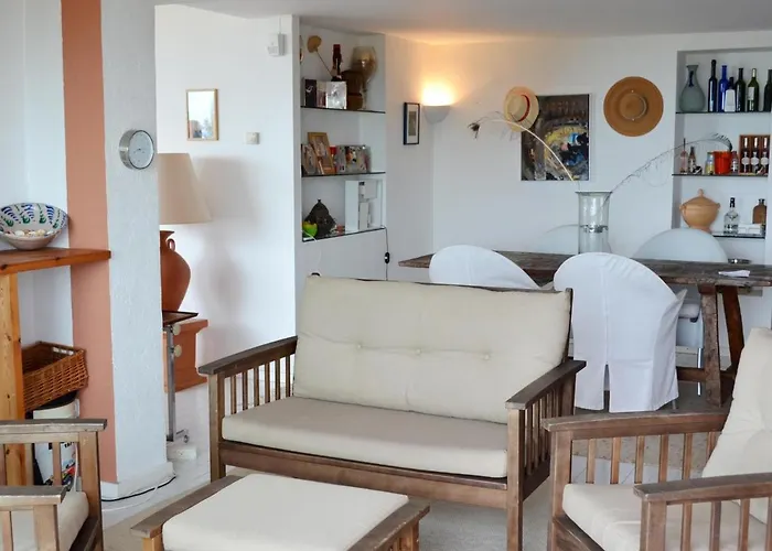 Singer Apartament